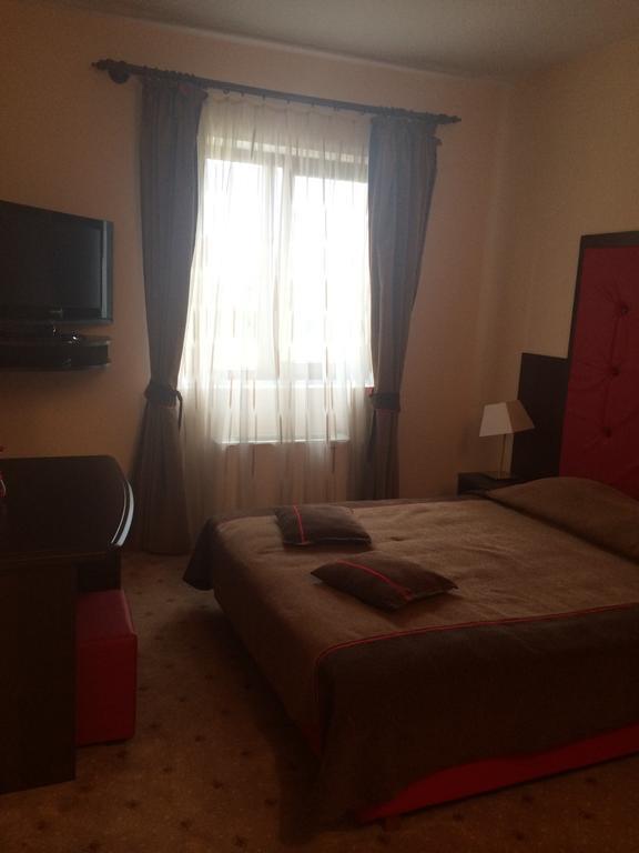 Hotel Fiama Otelu Rosu 객실 사진